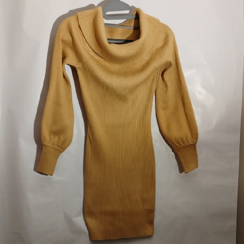 Lulu's Tan Ribbed Mini Dress Size Small Off Shoulder